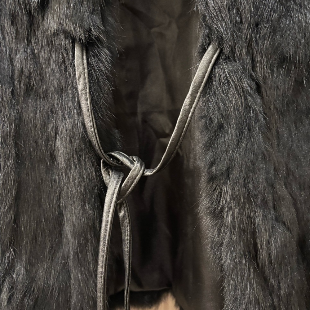 Black rabbit fur vest XL - Picture 2 of 7